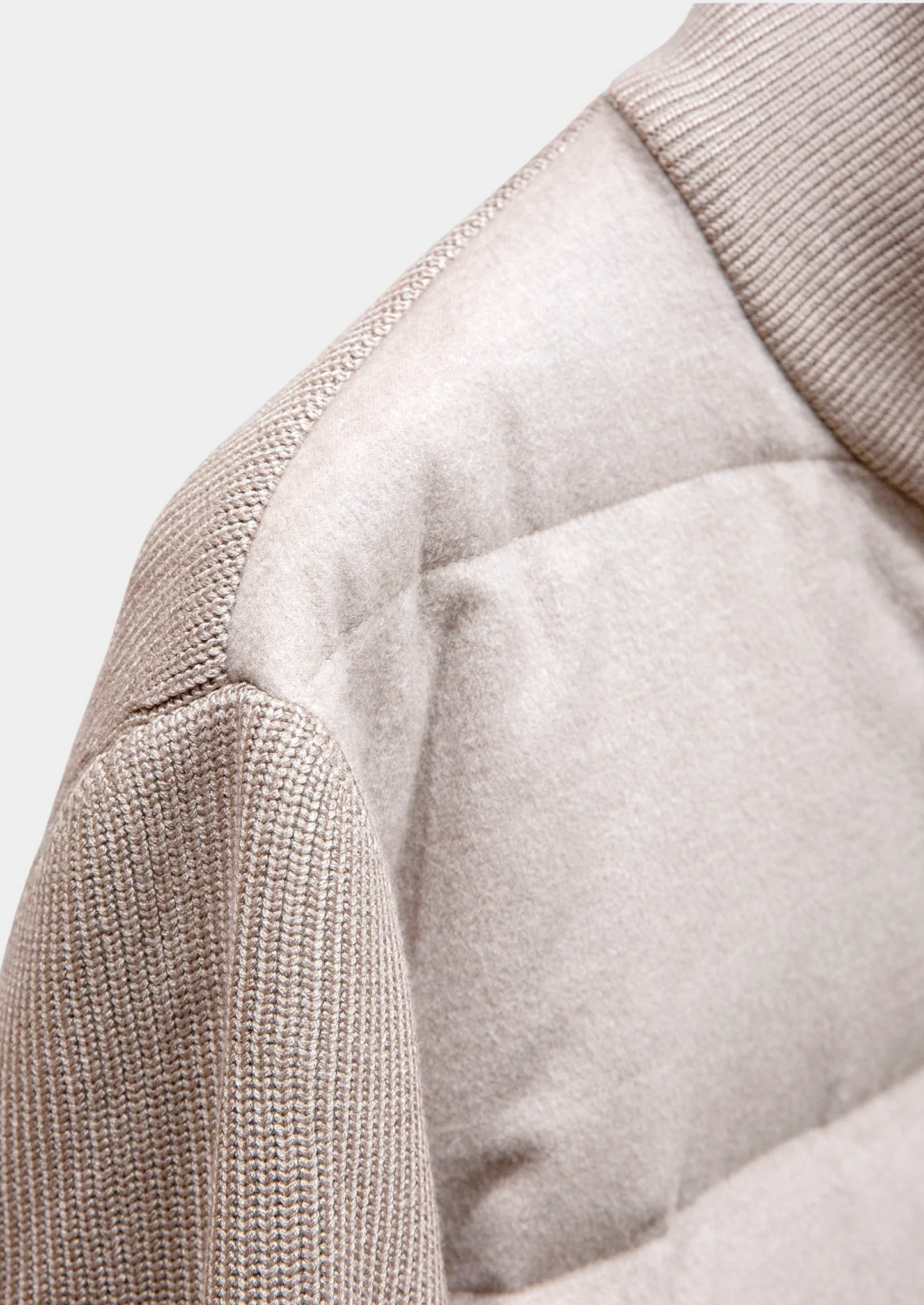 SANDSTONE ESTATE QUILTED JACKET